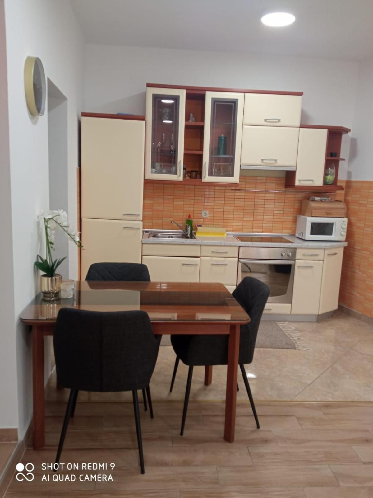 ביבינייה Apartmani Andelo, Tommy, Leon מראה חיצוני תמונה