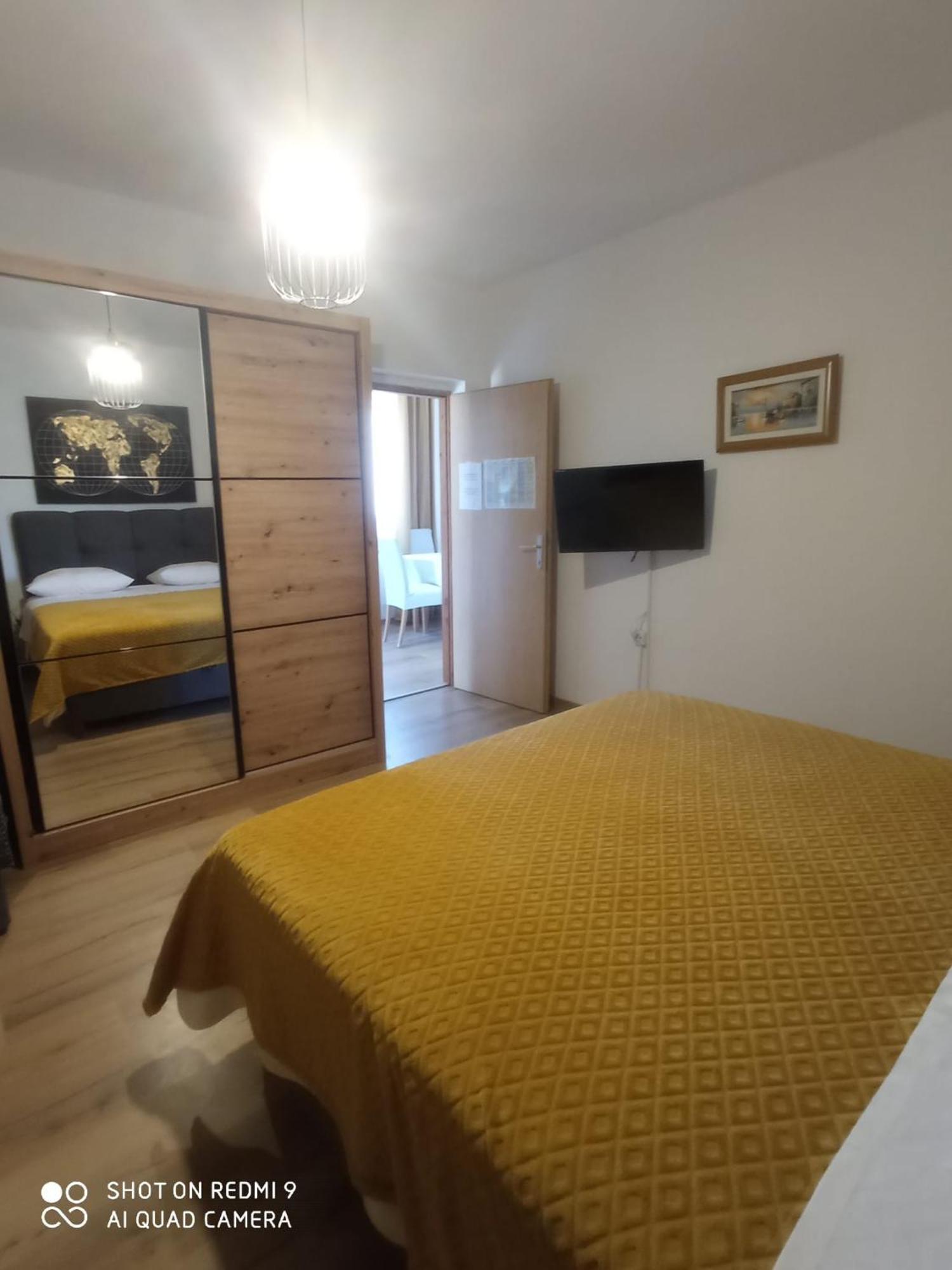 ביבינייה Apartmani Andelo, Tommy, Leon מראה חיצוני תמונה