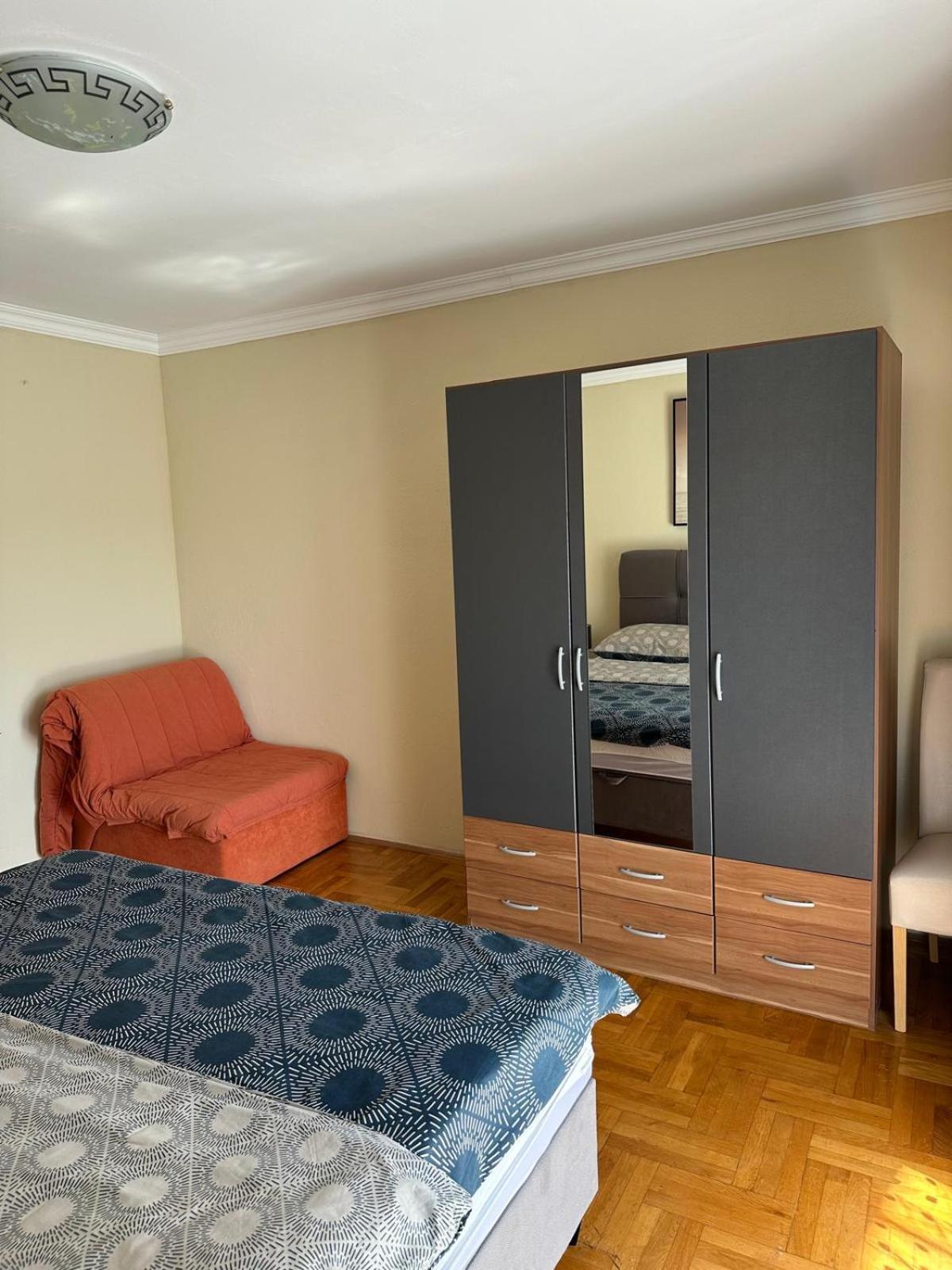 ביבינייה Apartmani Andelo, Tommy, Leon מראה חיצוני תמונה