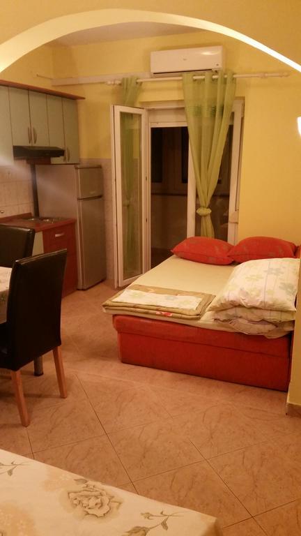 ביבינייה Apartmani Andelo, Tommy, Leon מראה חיצוני תמונה